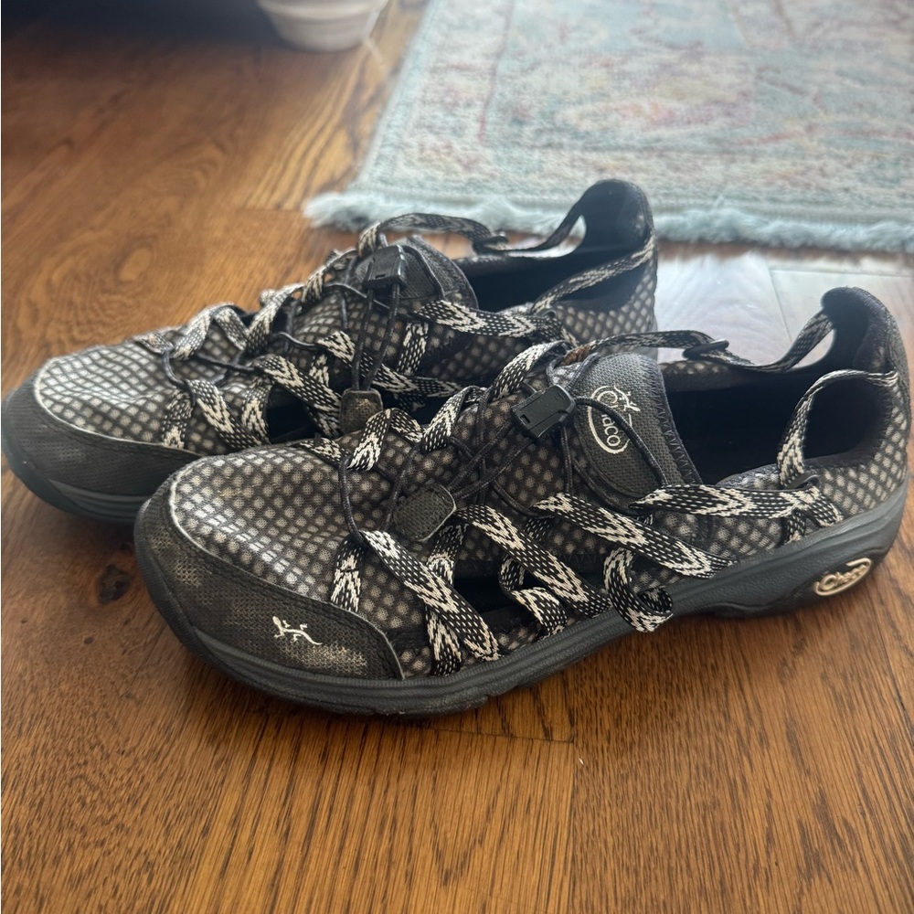 Chaco Black and White Outdoor Sandals